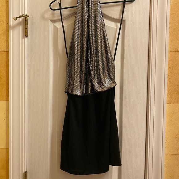 Backless Dress - Picture 2 of 3